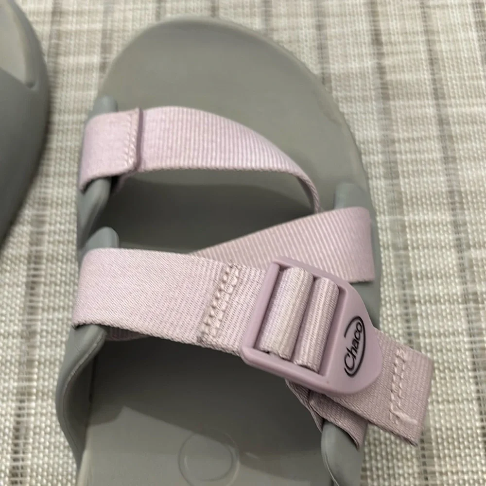 Chaco Women’s size 11 Solid mauve Violet
